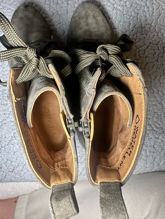 Worn once VIONIC Lani Olive Suede Lace-Up Water Repel. Combat Boots Size 7 - Picture 6 of 10